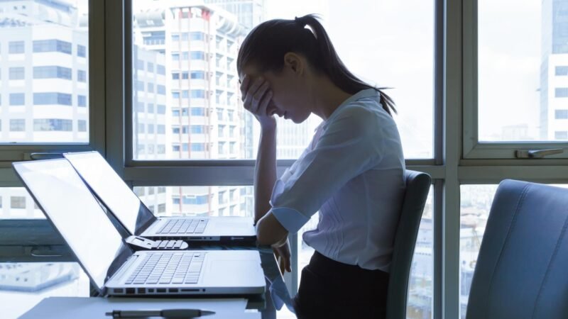 Troubles psychiques et travail : les avantages méconnus de la reconnaissance de travailleur handicapé (RQTH)